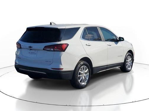 Summit White 2023 Chevrolet Equinox 1LT
