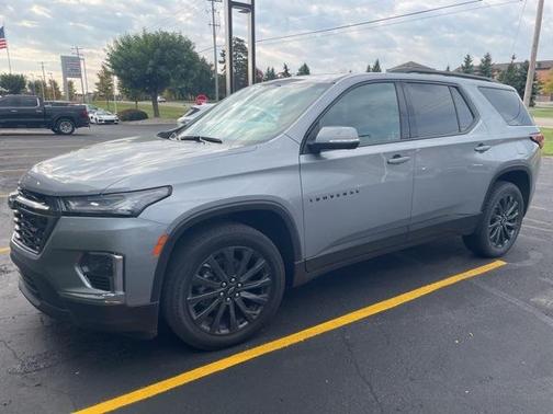 2023 Chevrolet Traverse RS