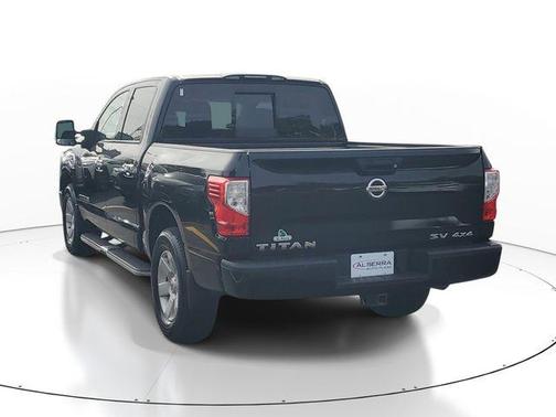 Black 2017 Nissan Titan SL