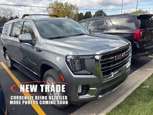 2022 GMC Yukon XL SLT