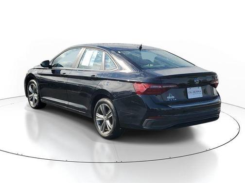 Deep Black Pearl Effect 2023 Volkswagen Jetta 1.5T SE