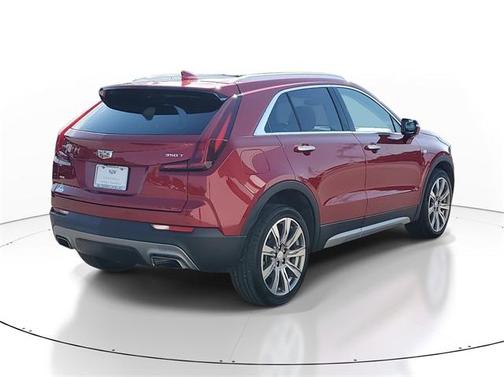 2023 Cadillac XT4 Premium Luxury