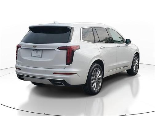 2022 Cadillac XT6 Premium Luxury AWD