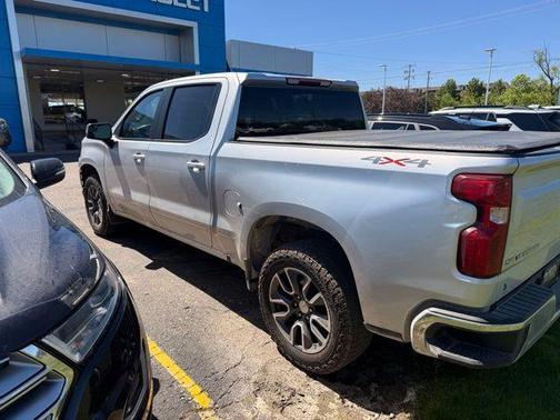 Silver Ice Metallic 2022 Chevrolet Silverado 1500 Limited LT
