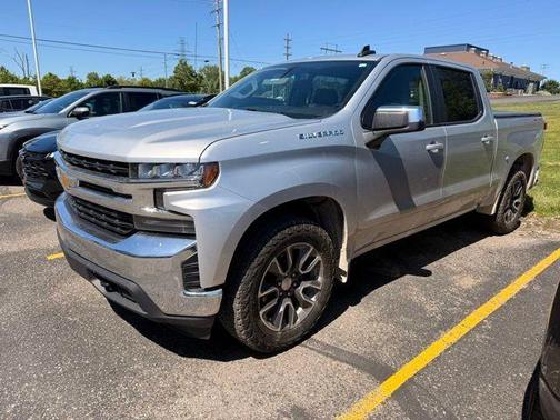 Silver Ice Metallic 2022 Chevrolet Silverado 1500 Limited LT