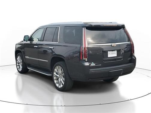 2018 Cadillac Escalade Luxury