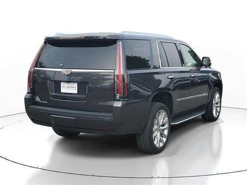 2018 Cadillac Escalade Luxury