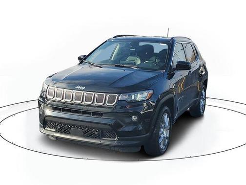 Diamond Black 2022 Jeep Compass Latitude Lux