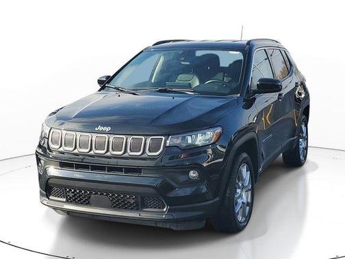 Diamond Black 2022 Jeep Compass Latitude Lux