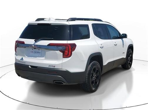 2023 GMC Acadia AT4