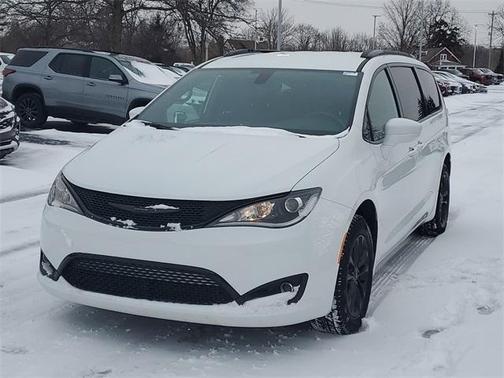 2020 Chrysler Pacifica Launch Edition