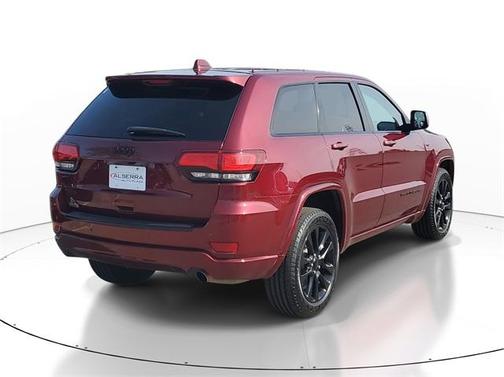 2017 Jeep Grand Cherokee Altitude