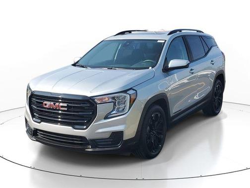 Quicksilver Metallic 2022 GMC Terrain SLE