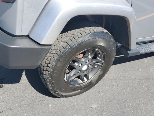 Billet Silver Metallic Clearcoat 2015 Jeep Wrangler Unlimited Sahara