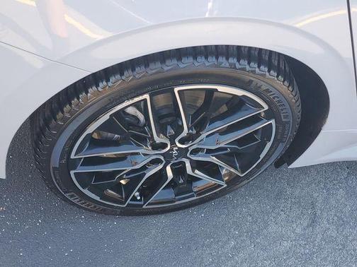 Wolf Gray 2023 Kia K5 GT