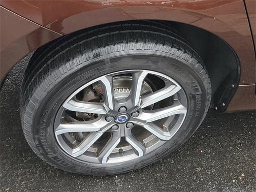 2016 Volvo XC60 T5 Premier