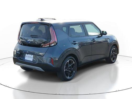 Gravity Gray 2023 Kia Soul EX