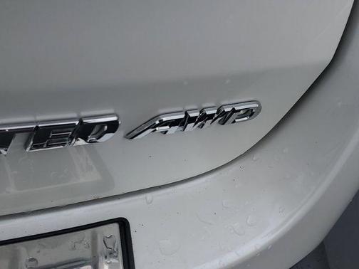 White 2017 Toyota Highlander Limited