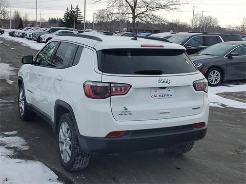 2024 Jeep Compass Latitude Lux