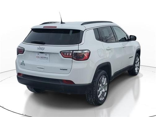 2024 Jeep Compass Latitude Lux