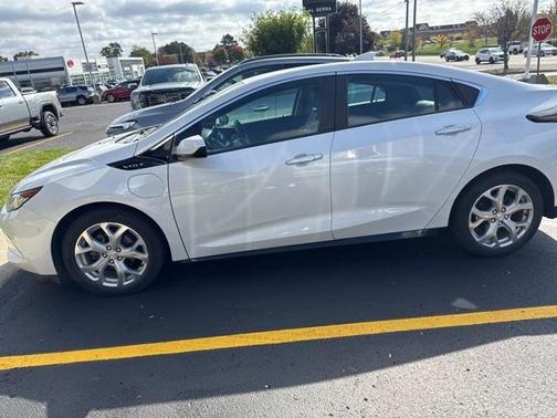 2018 Chevrolet Volt Premier