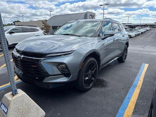 Sterling Gray Metallic 2023 Chevrolet Blazer RS