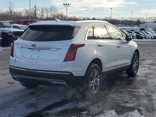 2023 Cadillac XT5 Premium Luxury