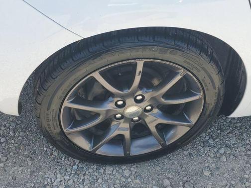 Bright White Clearcoat 2015 Dodge Dart SXT