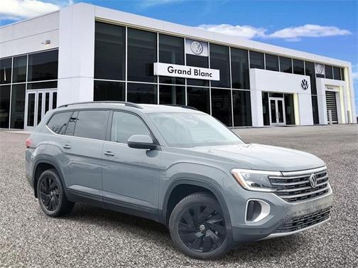 2025 Volkswagen Atlas 2.0T SE