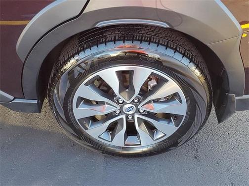 2024 Subaru Outback Touring XT