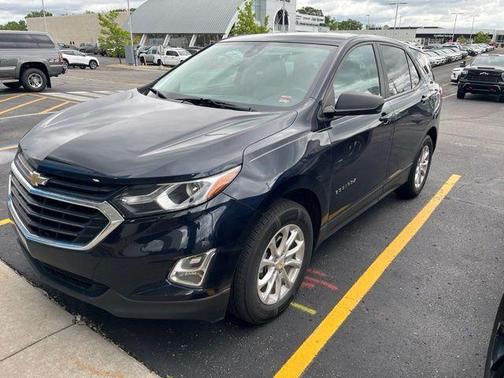 Midnight Blue Metallic 2020 Chevrolet Equinox LS