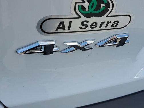 Bright White Clearcoat 2019 Jeep Cherokee Limited
