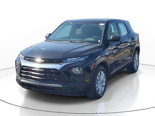 Mosaic Black Metallic 2023 Chevrolet Trailblazer LS