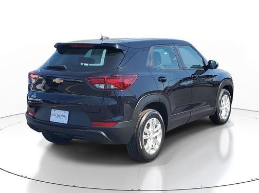 Mosaic Black Metallic 2023 Chevrolet Trailblazer LS