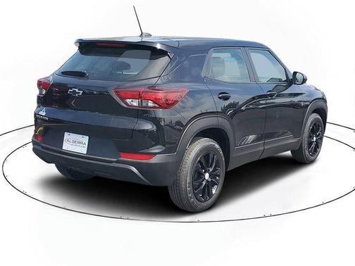 Mosaic Black Metallic 2023 Chevrolet Trailblazer LS