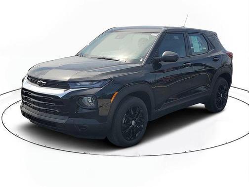 Mosaic Black Metallic 2023 Chevrolet Trailblazer LS