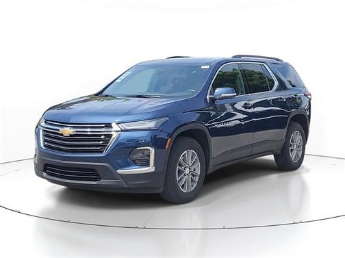 2022 Chevrolet Traverse LT Cloth