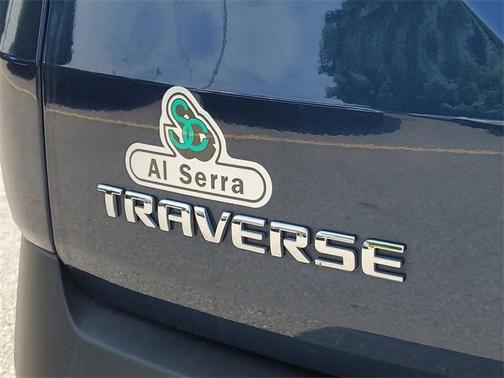2022 Chevrolet Traverse LT Cloth