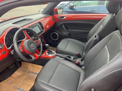 2019 Volkswagen Beetle 2.0T SE