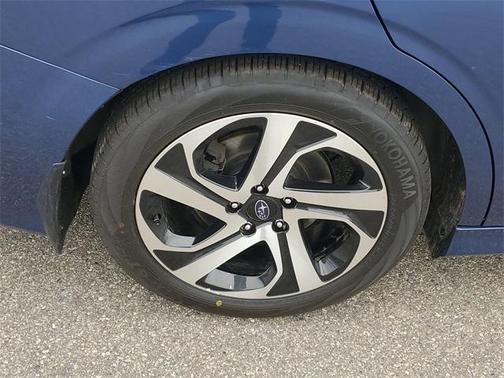2022 Subaru Legacy Limited XT