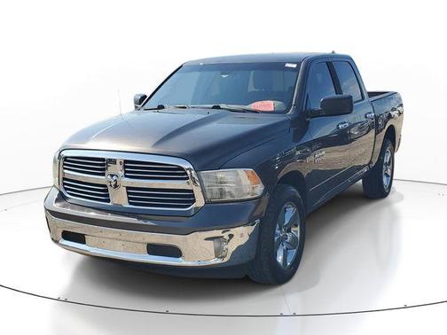 Granite Crystal Clearcoat Metallic 2014 RAM 1500 SLT