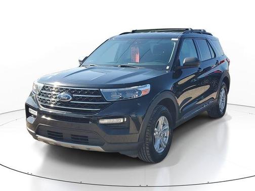 Black Metallic 2021 Ford Explorer XLT