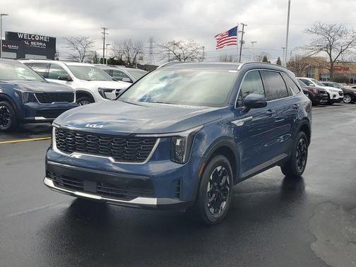 Midnight Black 2025 Kia Sorento S
