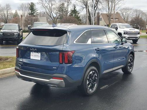 Midnight Black 2025 Kia Sorento S