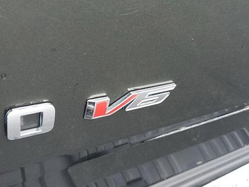 Deepwood Green Metallic 2018 Chevrolet Colorado LT