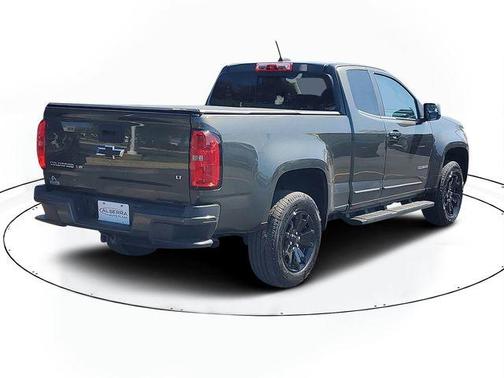 Deepwood Green Metallic 2018 Chevrolet Colorado LT