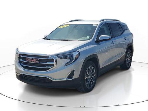 Quicksilver Metallic 2018 GMC Terrain SLT
