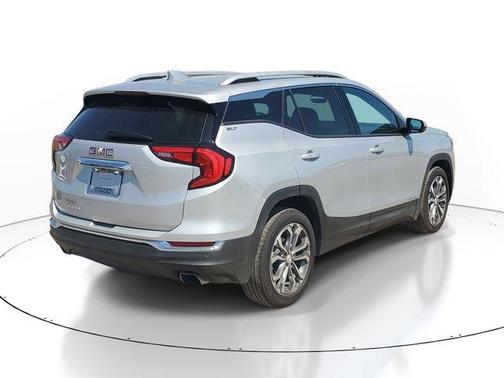 Quicksilver Metallic 2018 GMC Terrain SLT
