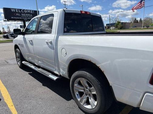 Bright White Clearcoat 2014 RAM 1500 Sport