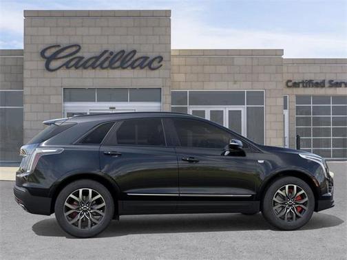 2025 Cadillac XT5 Sport